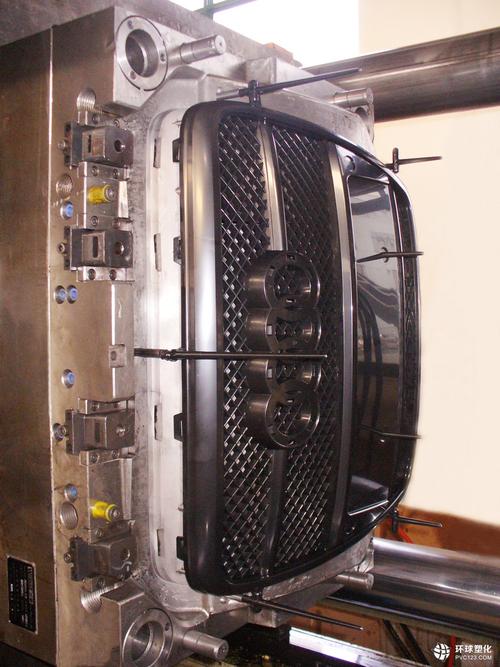 东莞清溪标杆精密模具厂家 以精密制造赋能模具产业高质量发展